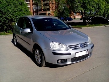 Купить Volkswagen Golf V Variant, 1.6, 2005 года с пробегом, цена 359000 руб., id 6129