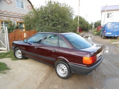 Audi 80 III (81,85), 1.6, 1991 года с пробегом, id 701