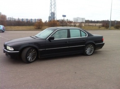 Купить BMW 7er (E38), 5.4, 1995 года с пробегом, цена 310000 руб., id 6219
