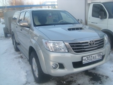 Купить Toyota Hilux, 2.5, 2013 года с пробегом, цена 2000000 руб., id 6564
