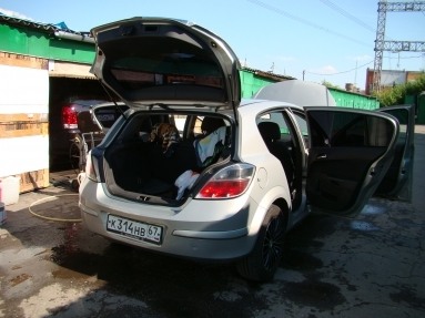 Купить Opel Astra H Hatchback, 1.4, 2008 года с пробегом, цена 307000 руб., id 6824