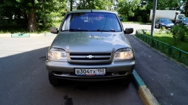 Купить Chevrolet Niva, 1.7, 2009 года с пробегом, цена 260000 руб., id 6831