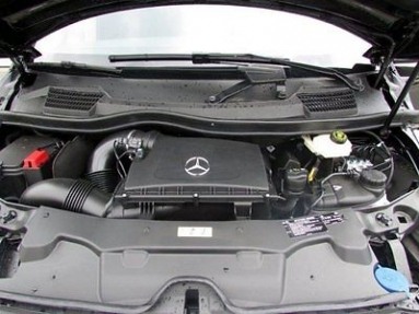 Купить Mercedes-Benz V-klassen (638), 2.1, 2015 года с пробегом, цена 2300000 руб., id 6902