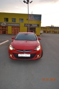Купить Opel Astra J Hatchback, 1.6, 2013 года с пробегом, цена 580000 руб., id 6907
