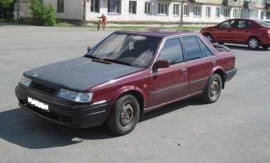Купить Nissan Bluebird (T72 ;T12), 2.0, 1989 года с пробегом, цена 55000 руб., id 7004