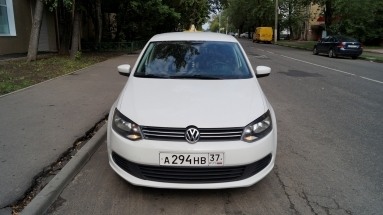 Купить Volkswagen, 1.6, 2013 года с пробегом, цена 395000 руб., id 7110
