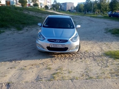 Купить Hyundai Solaris Sedan, 1.6, 2012 года с пробегом, цена 520000 руб., id 7365