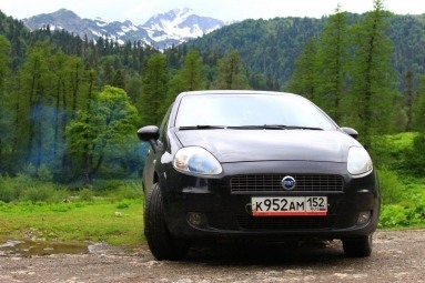 Купить Fiat Punto, 1.4, 2007 года с пробегом, цена 249990 руб., id 7762