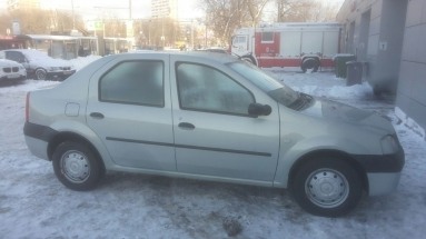 Купить Renault Logan, 1.4, 2008 года с пробегом, цена 210000 руб., id 7893