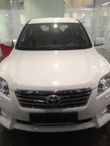Купить Toyota RAV4, 2.5, 2012 года с пробегом, цена 1050000 руб., id 8131