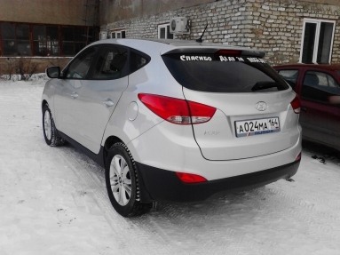 Купить Hyundai ix35, 2.0, 2014 года с пробегом, цена 1010000 руб., id 8155