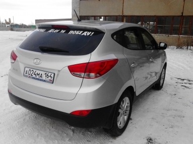 Купить Hyundai ix35, 2.0, 2014 года с пробегом, цена 1010000 руб., id 8155