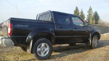 Купить Nissan, 2.5, 2008 года с пробегом, цена 650000 руб., id 8219
