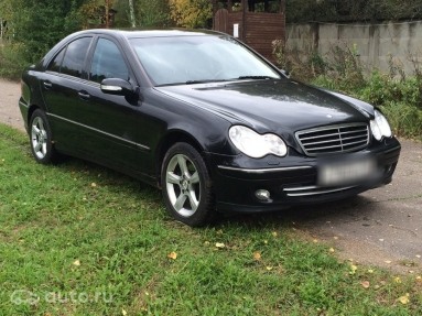 Купить Mercedes-Benz 230 (W123), 1.8, 2005 года с пробегом, цена 500000 руб., id 8270