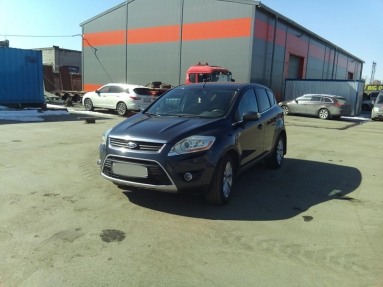Купить Ford Kuga, 2.0, 2011 года с пробегом, цена 700000 руб., id 8293