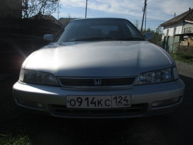 Купить Honda Accord, 0.9, 1996 года с пробегом, цена 150000 руб., id 8315