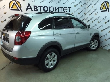 Купить Chevrolet Captiva, 2.4, 2012 года с пробегом, цена 649000 руб., id 8365