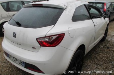 Купить SEAT Ibiza, 0.0, 2015 года с пробегом, цена 181868 руб., id 8497
