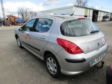 Купить Peugeot 308, 1.6, 2009 года с пробегом, цена 240830 руб., id 8532