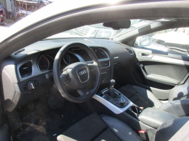Купить Audi A5, 2.7, 2013 года с пробегом, цена 1078752 руб., id 8533