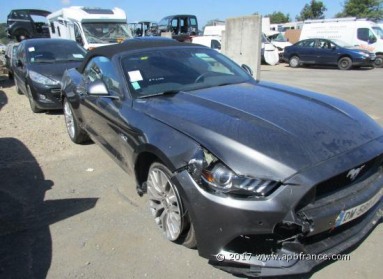 Купить Ford Mustang, 5.0, 2015 года с пробегом, цена 2483040 руб., id 8577