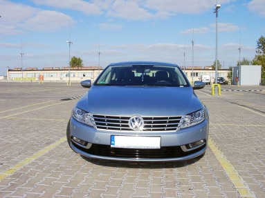 Купить Volkswagen Passat, 2.0, 2013 года с пробегом, цена 1799027 руб., id 8579