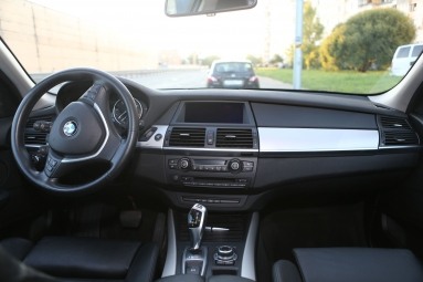 Купить BMW X5 (E70), 3.0, 2011 года с пробегом, цена 1820000 руб., id 8591