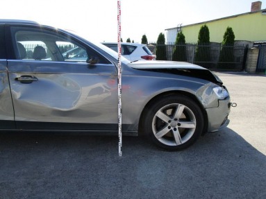 Купить Audi A4, 3.0, 2012 года с пробегом, цена 256055 руб., id 8635