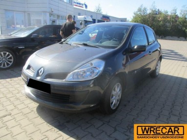 Купить Renault Clio, 1.1, 2008 года с пробегом, цена 42076 руб., id 8639
