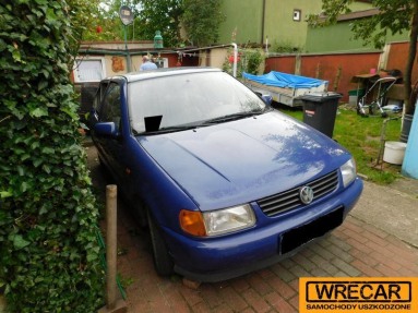 Купить Volkswagen Polo, 1.0, 1996 года с пробегом, цена 0 руб., id 8650