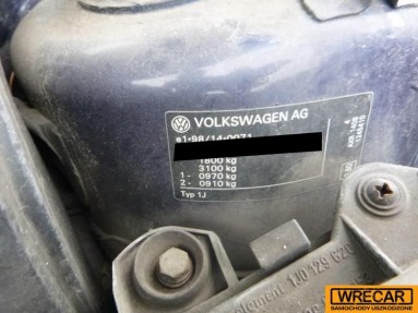 Купить Volkswagen Golf, 1.9, 2002 года с пробегом, цена 4844 руб., id 8682