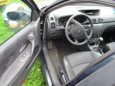 Купить Renault Laguna, 1.8, 2002 года с пробегом, цена 3253 руб., id 8693