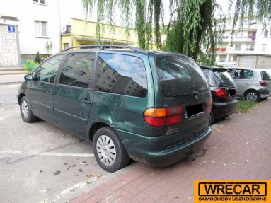 Купить Volkswagen Sharan, 1.8, 1999 года с пробегом, цена 0 руб., id 8719