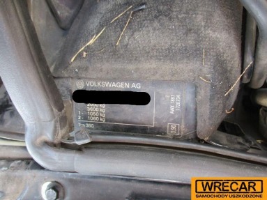Купить Volkswagen Passat, 1.9, 2001 года с пробегом, цена 3253 руб., id 8721