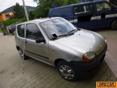 Купить Fiat Seicento, 0.9, 2000 года с пробегом, цена 0 руб., id 8755