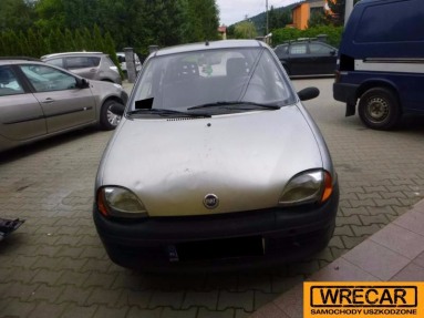 Купить Fiat Seicento, 0.9, 2000 года с пробегом, цена 0 руб., id 8755