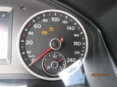 Купить Volkswagen Tiguan, 2.0, 2014 года с пробегом, цена 257646 руб., id 8761
