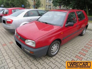 Купить Volkswagen Golf, 1.4, 1993 года с пробегом, цена 0 руб., id 8853