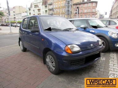 Купить Fiat Seicento, 0.9, 1999 года с пробегом, цена 1592 руб., id 8896