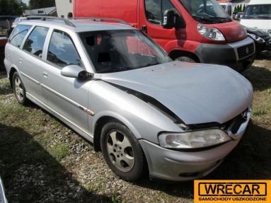Купить Opel Vectra, 2.0, 1999 года с пробегом, цена 0 руб., id 8920