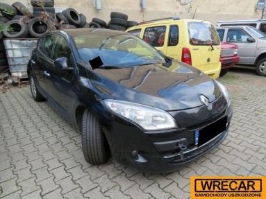 Купить Renault Megane, 1.5, 2011 года с пробегом, цена 8097 руб., id 8939