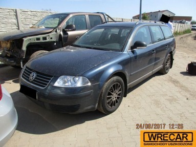 Купить Volkswagen Passat, 1.9, 2004 года с пробегом, цена 3253 руб., id 8950