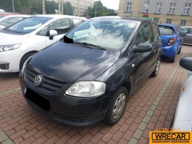 Купить Volkswagen Fox, 1.2, 2006 года с пробегом, цена 32387 руб., id 8964