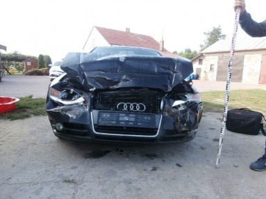 Купить Audi A4, 2.0, 2006 года с пробегом, цена 45329 руб., id 8981