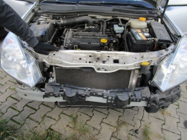 Купить Opel Astra, 1.4, 2008 года с пробегом, цена 106920 руб., id 8990