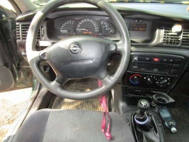 Купить Opel Vectra, 1.8, 1999 года с пробегом, цена 0 руб., id 9002