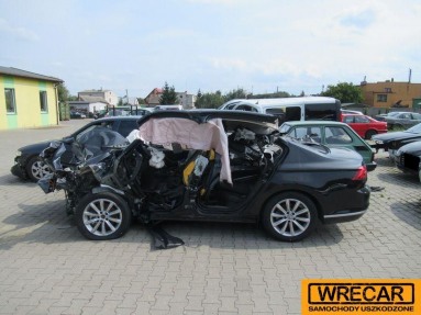 Купить Volkswagen Passat, 1.8, 2017 года с пробегом, цена 145813 руб., id 9052