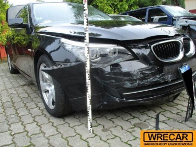 Купить BMW 520d Diesel DPF MR`07 E60 Aut., 2.0, 2009 года с пробегом, цена 307889 руб., id 9068