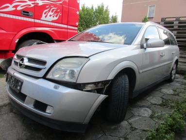 Купить Opel Vectra, 2.2, 2003 года с пробегом, цена 29135 руб., id 9146