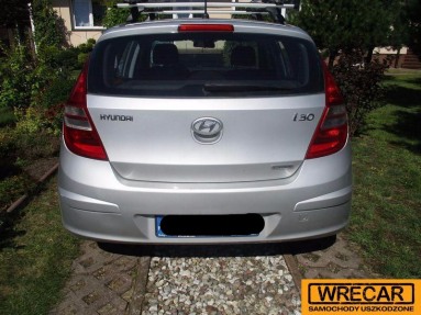 Купить Hyundai i30, 1.6, 2007 года с пробегом, цена 8097 руб., id 9169